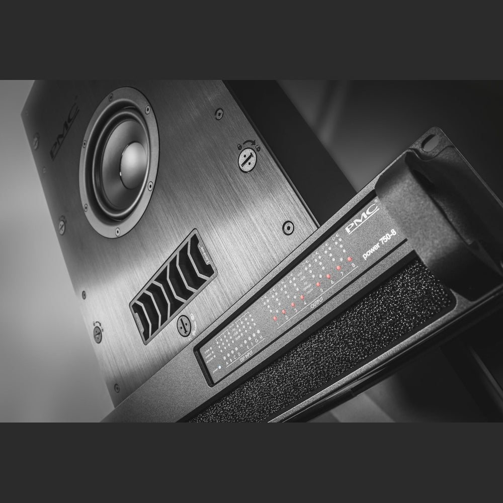 PMC power750-8 Eight Channel Amplifier