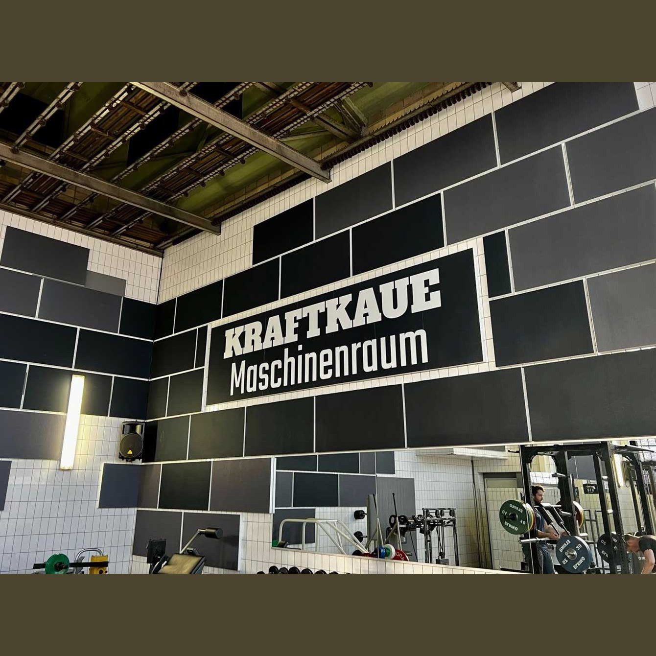 Flat Panel VMT 120cm Colors (Custom)